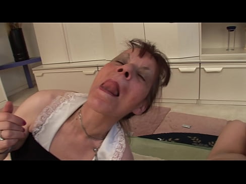 ❤️ Dua nini sareng hiji akina gaduh tiluan ngan porno dina su.liporno.ru ❌️