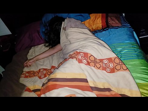 ❤️ Stepson berating indung suku ngora na bari manehna saré. ngan porno dina su.liporno.ru ❌️